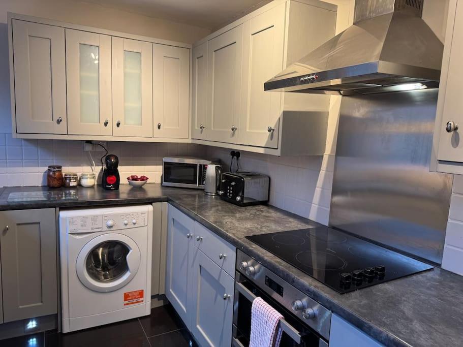 Stylish, Spacious And Central 4 Bedroom House Belfast Dış mekan fotoğraf